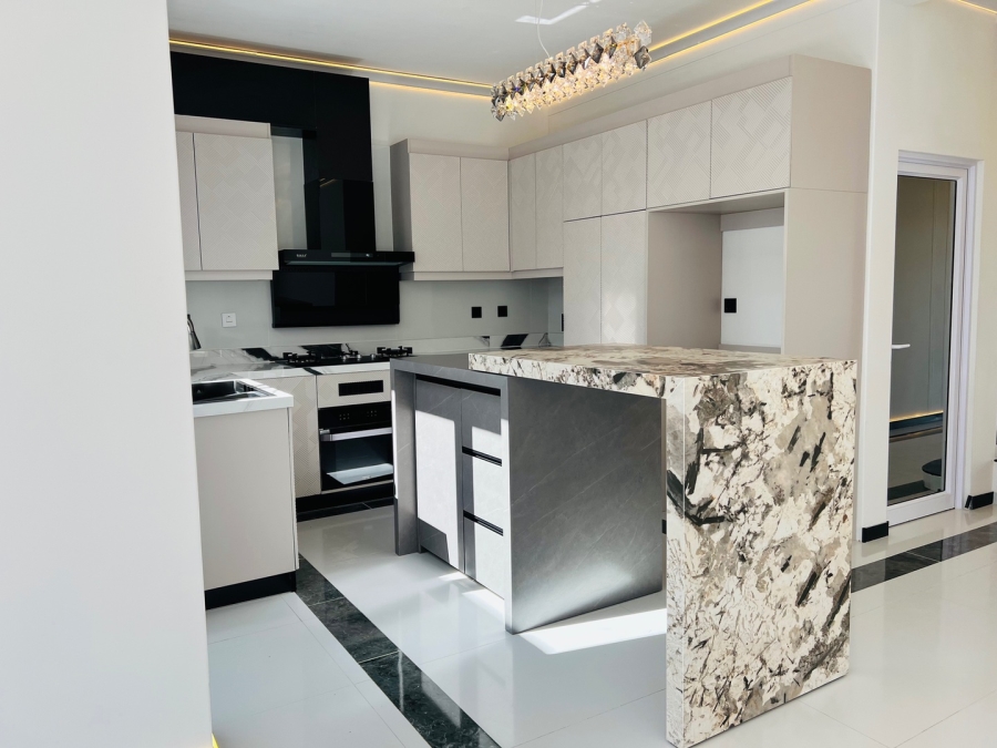 4 Bedroom Property for Sale in Sandown Western Cape